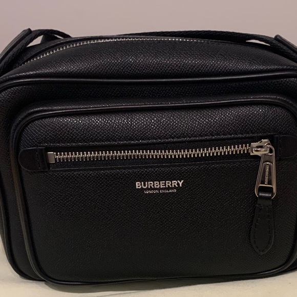 SS22 Burberry Black Leather Crossbody Bag - Picture 2 of 8